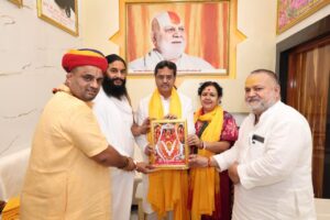 CM Saha Visits Hanuman Garhi, Seeks Blessings for Tripura