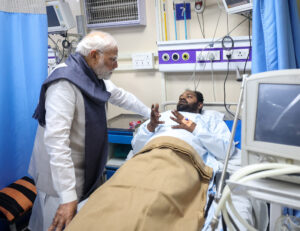 PM Modi Meets Victims of Delhi Blast