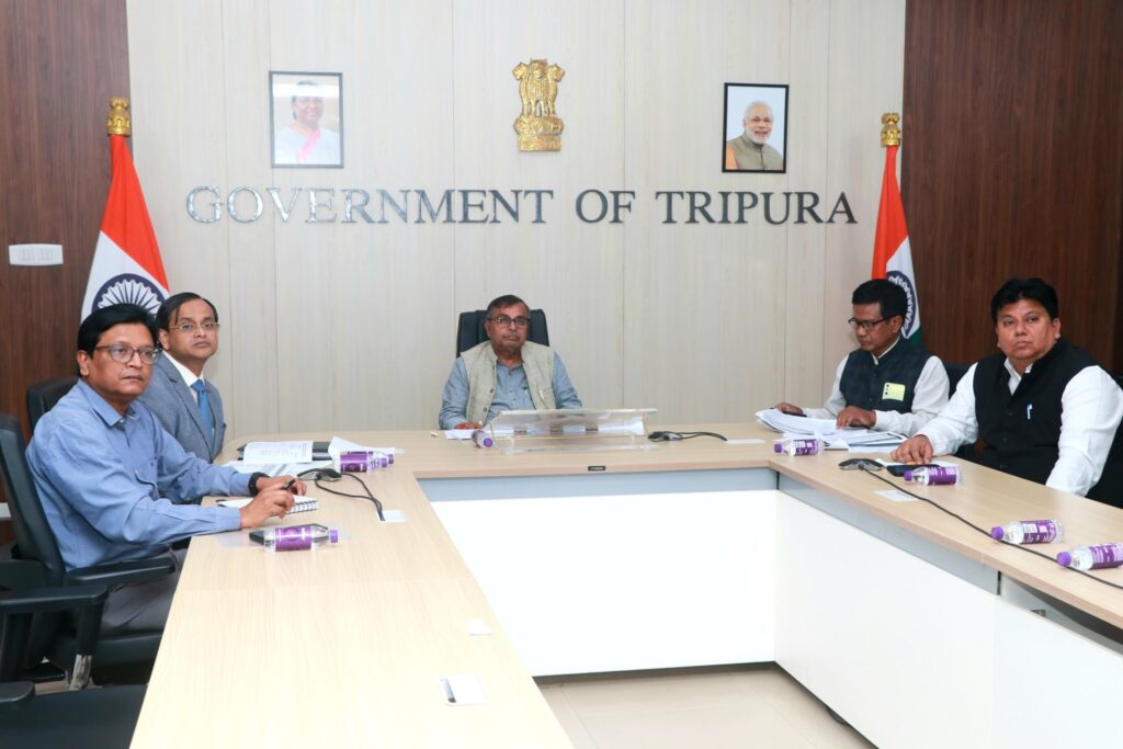 Strong Financial Discipline Impresses Union Agriculture Minister