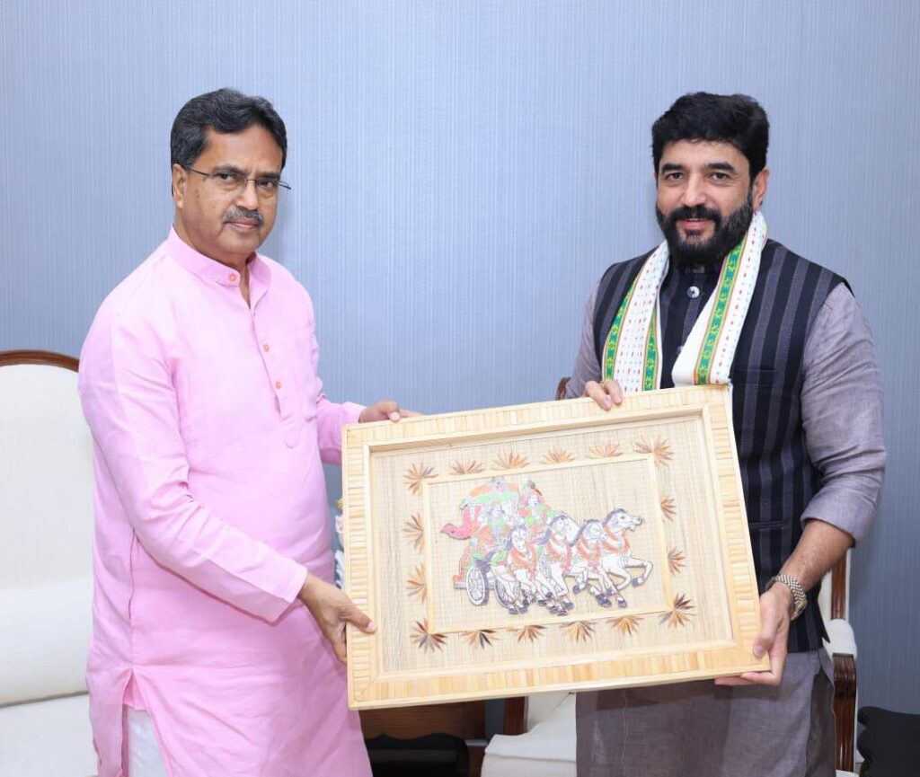 MoS Meets CM Saha After Strategic Review