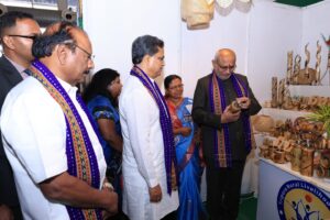 Women-Outshining-Men-in-Education