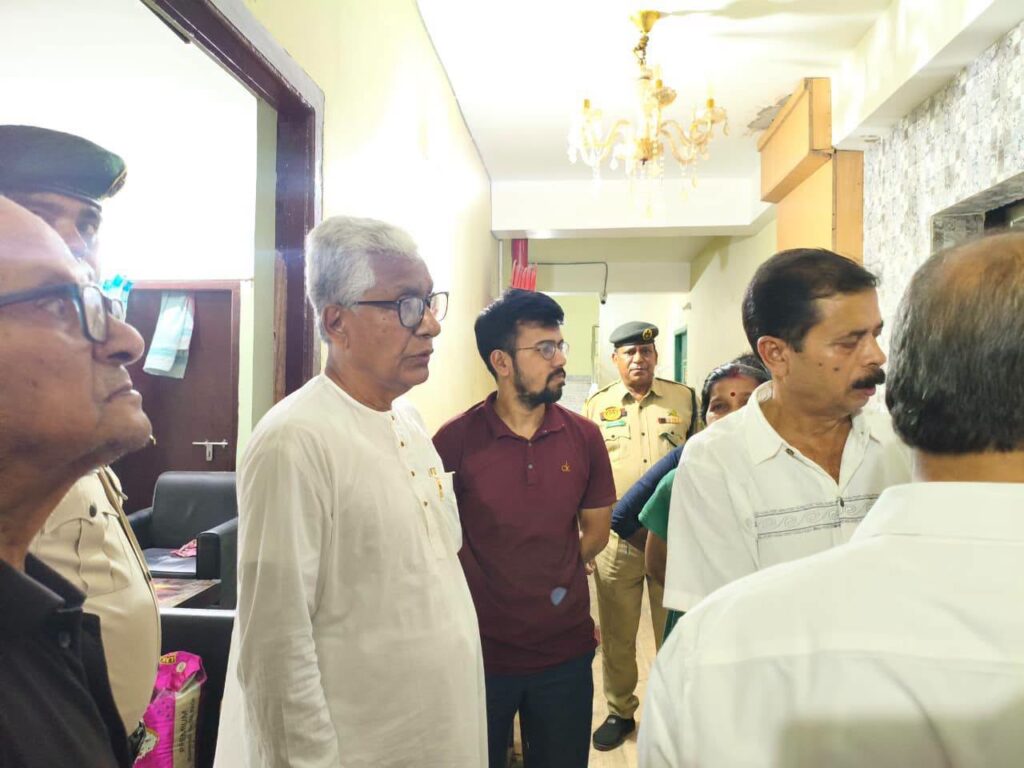 CPI(M) Leaders Visit Ramnagar Explosion Victim's Family