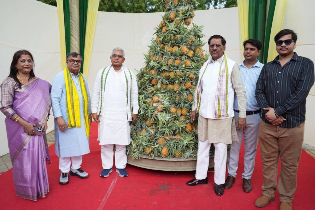 Union Minister Sanjay Seth attends festival closing with Dilip Ghosh