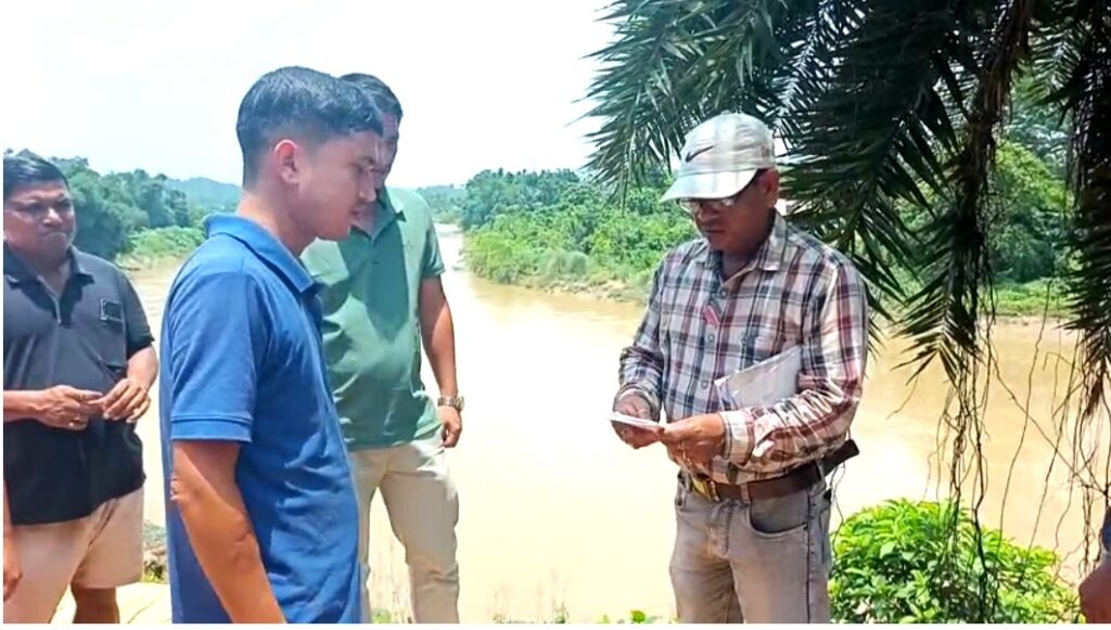 Kumarghat Residents Demand Permanent Solution to River Erosion