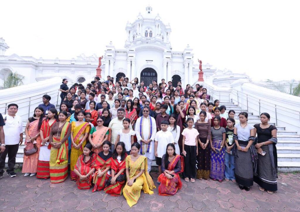 Ujjayanta Palace Hosts Traditional Ker Puja Celebrations