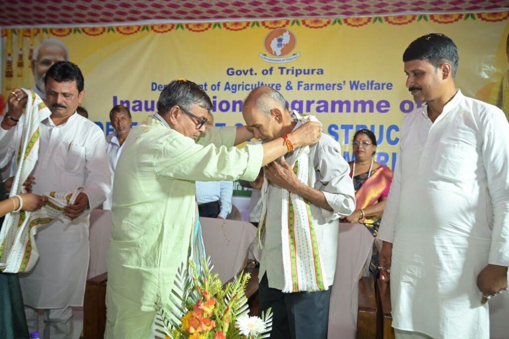 6. Ratan Lal Nath Inaugurates Two-Storey Rural Market in South Tripura
