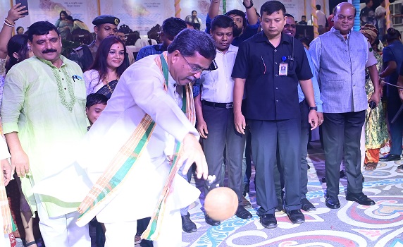 Tripura CM Dr. Manik Saha inaugurates Durga Puja Carnival, leads procession for idol immersion.