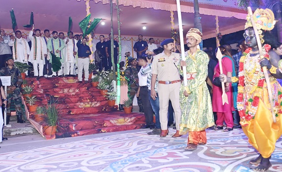 Tripura CM Dr. Manik Saha inaugurates Durga Puja Carnival, leading procession with award-winning idols.