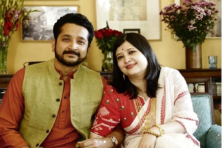 actor parambrata chatterjee marries girlfriend piya chakraborty in a close-knit ceremony in kolkata