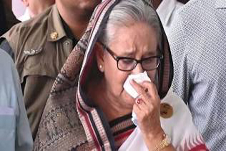 hasina leaves bangladesh as protesters capture ganavaban agartala or kolkata likely destination for hasina