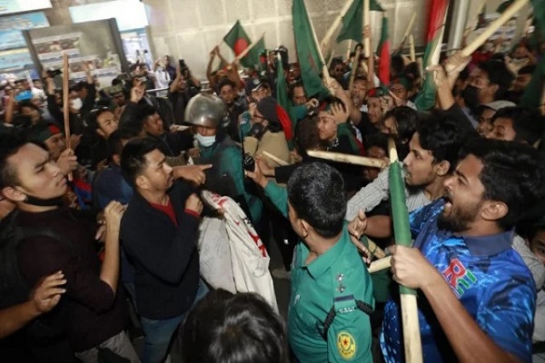 protest in bangladesh over removal of a particular graffiti from textbooks