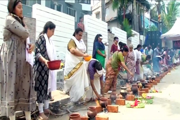 kerala’s attukal pongala unites women in massive religious gathering