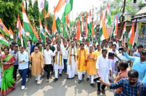 Dr.-Murugan-Leads-Tiranga-Yatra