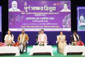 CM-declares-Tripura-as-third-fully-literate-state-2.
