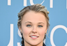 JoJo Siwa Ready to Propose as Chris Hughes Hesitates JoJo Siwa Ready to Propose as Chris Hughes Hesitates