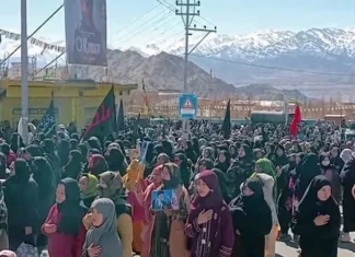 India erupts after reported killing of Khamenei India erupts after reported killing of Khamenei