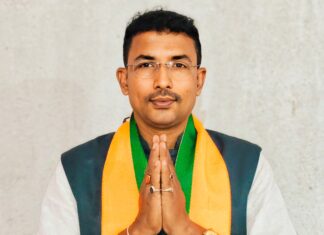 Ex-TSR Jawan Tarak Saha Joins BJP Bengal Election Battle Ex-TSR Jawan Tarak Saha Joins BJP Bengal Election Battle
