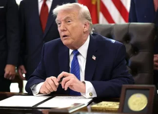 Trump Halts Iran Strike After “Productive” Talks Ease Tensions Trump Halts Iran Strike After “Productive” Talks Ease Tensions