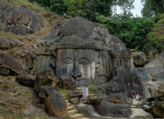 Virtual Reality Tour Launched at Unakoti Tirtha to Boost Tourism Virtual Reality Tour Launched at Unakoti Tirtha to Boost Tourism