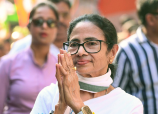 Mamata Banerjee’s Rise and Challenges Define 2026 Election Scenario Mamata Banerjee’s Rise and Challenges Define 2026 Election Scenario
