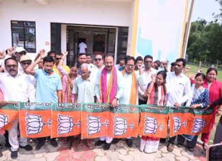 113 Voters from 35 Families Join BJP in Khowai Ahead of TTAADC Polls 113 Voters from 35 Families Join BJP in Khowai Ahead of TTAADC Polls