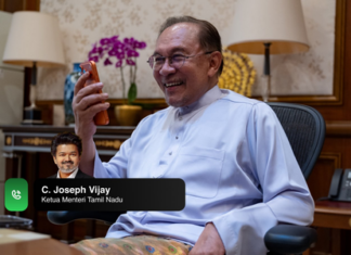 Malaysian PM Congratulates CM Vijay, Eyes September Tamil Nadu Trip Malaysian PM Congratulates CM Vijay, Eyes September Tamil Nadu Trip