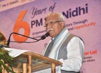 Khattar Praises Tripura’s PM SVANidhi Success Story Khattar Praises Tripura’s PM SVANidhi Success Story