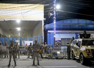 Bengal vote counting begins under heavy security and strict monitoring Bengal vote counting begins under heavy security and strict monitoring