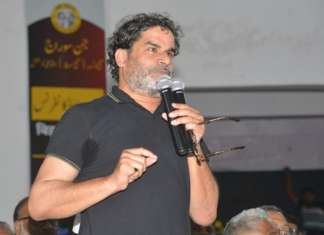 Prashant challenges Bihar govt, pledges jobs and improved govt schools in Bankipur Prashant challenges Bihar govt, pledges jobs and improved govt schools in Bankipur