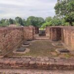 ভূমিপুত্র-২: ইতিহাসে হাঁড়িকুড়ি, খন্ডহর -ভাগ ৩
