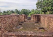 ভূমিপুত্র-২: ইতিহাসে হাঁড়িকুড়ি, খন্ডহর -ভাগ ৩