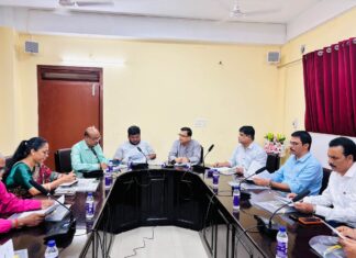Minister Roy Chairs Tripura Advisory Board Meeting on Minimum Wages Minister Roy Chairs Tripura Advisory Board Meeting on Minimum Wages