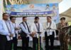 Tripura government distributes uniforms to prepaid taxi and auto drivers Tripura government distributes uniforms to prepaid taxi and auto drivers