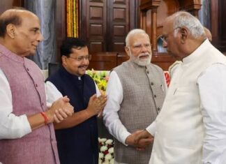 Kharge urges PM Modi for separate drought assessment team in Kalyana Karnataka Kharge urges PM Modi for separate drought assessment team in Kalyana Karnataka